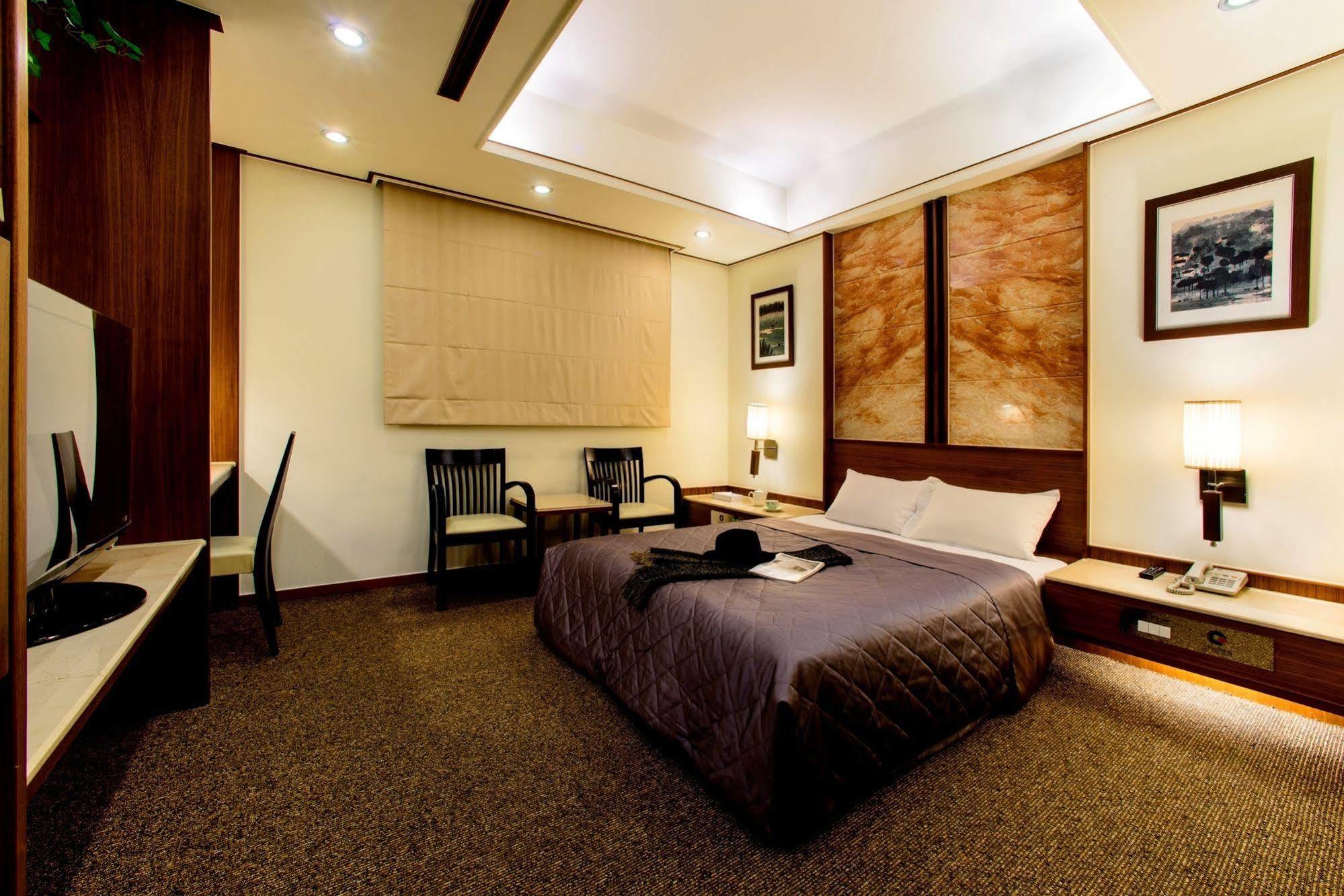 Kao Yuan Hotel - Zhong Shan Tajcshung Kültér fotó