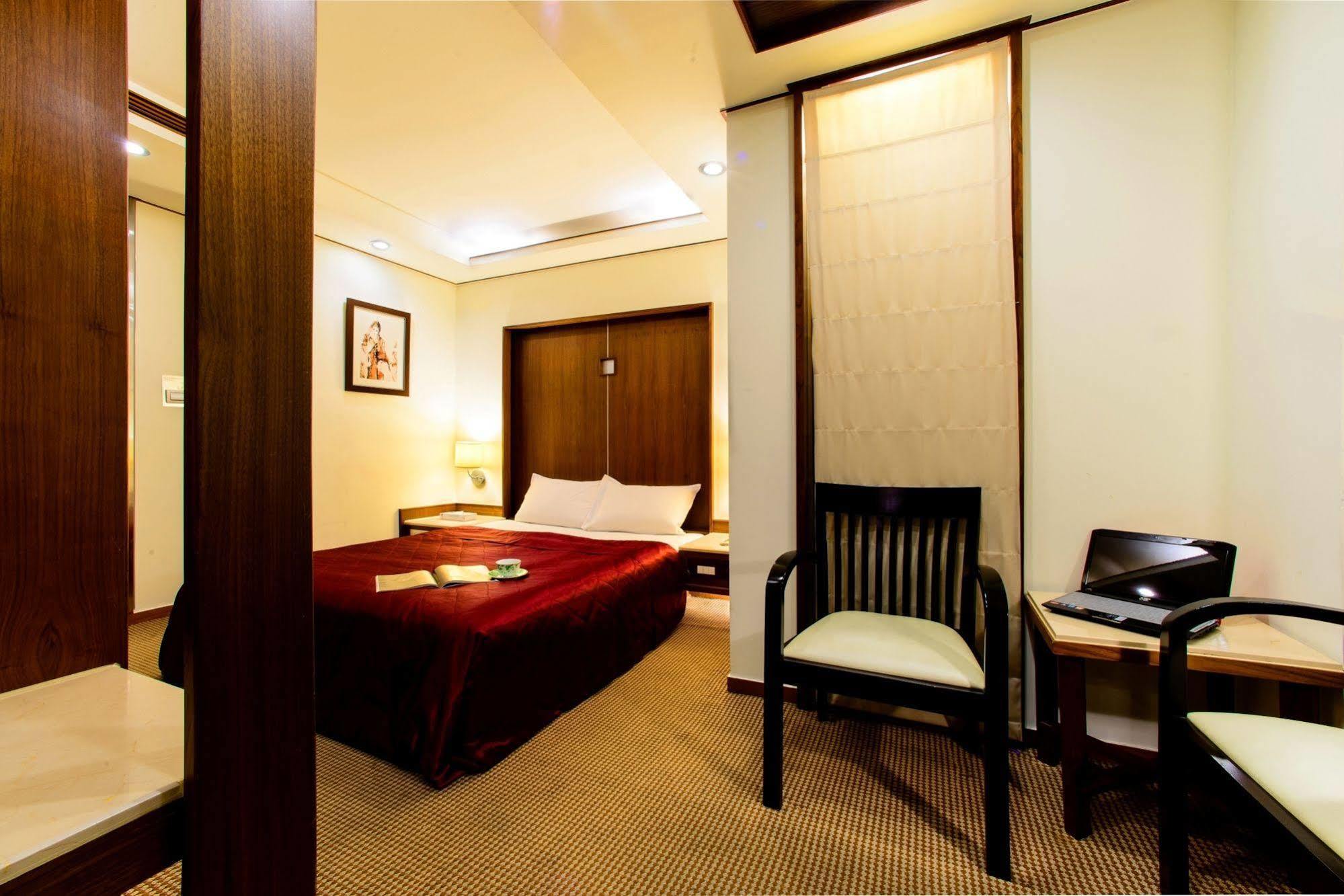 Kao Yuan Hotel - Zhong Shan Tajcshung Kültér fotó